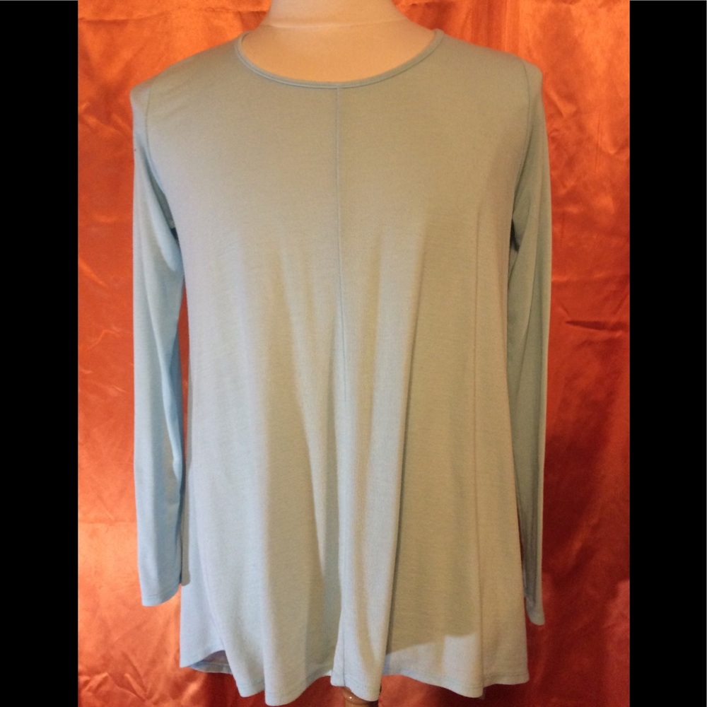 Fresh Produce Light green Tunic, NWT